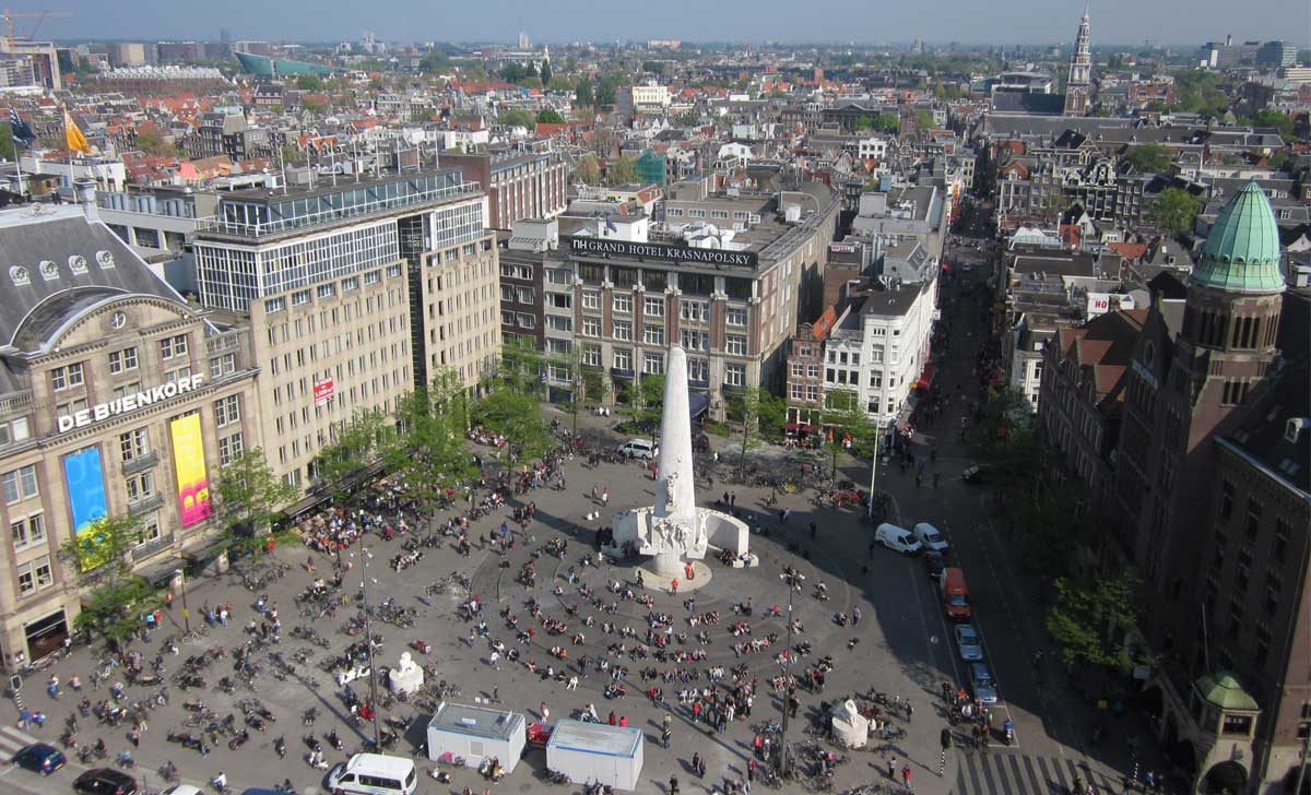 dam square amsterdam